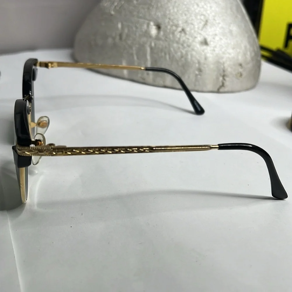 Foster Grant Blue Teal Gold tone Sunglasses Green Lenses